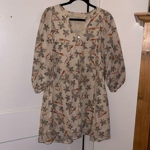 Anthropologie puff sleeve floral dress size Large.